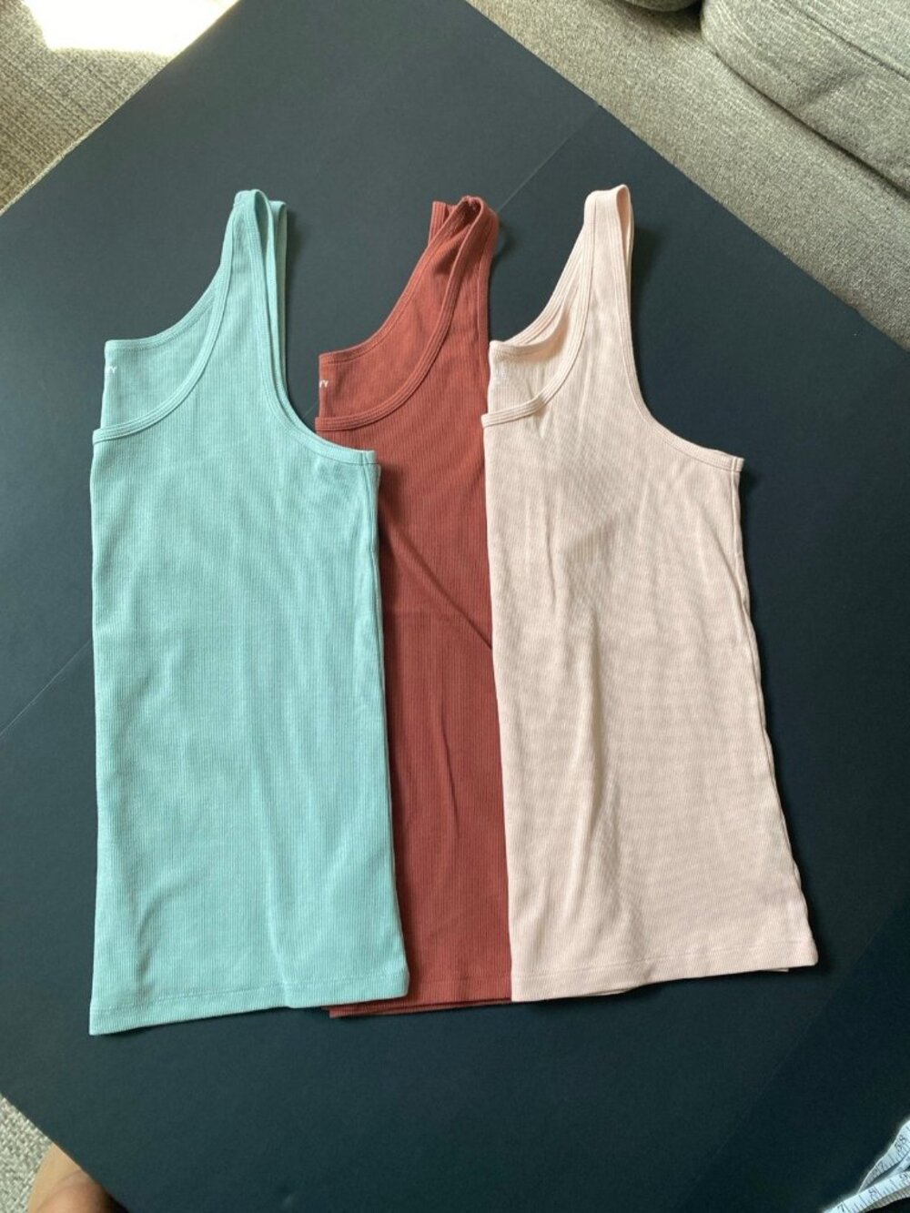 Old Navy Bundle Lot Ribbed Scoop Neck Ladies Tank Top Size Ex -Large